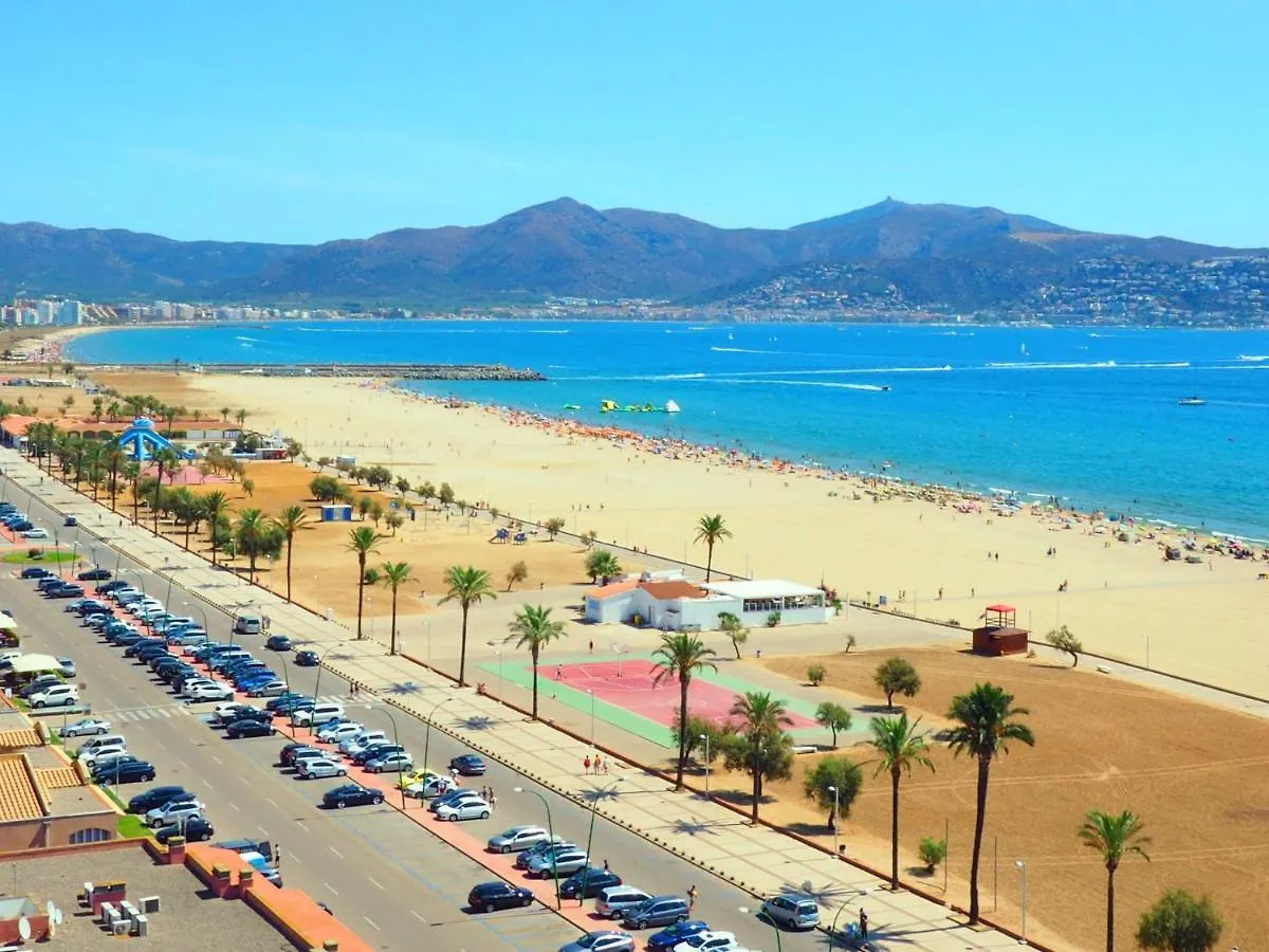 Holiday Home Peni By Interhome Empuriabrava